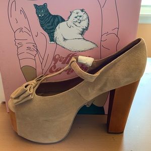 Jeffrey Campbell: Genuine Suede Beige